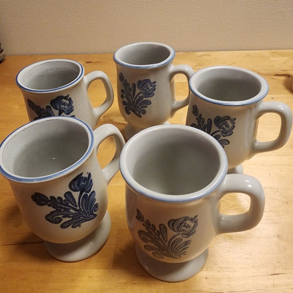 Vintage Pfaltzgraff Yorktowne village pedestal footed stoneware mugs USA 5 set - Picture 2 of 12